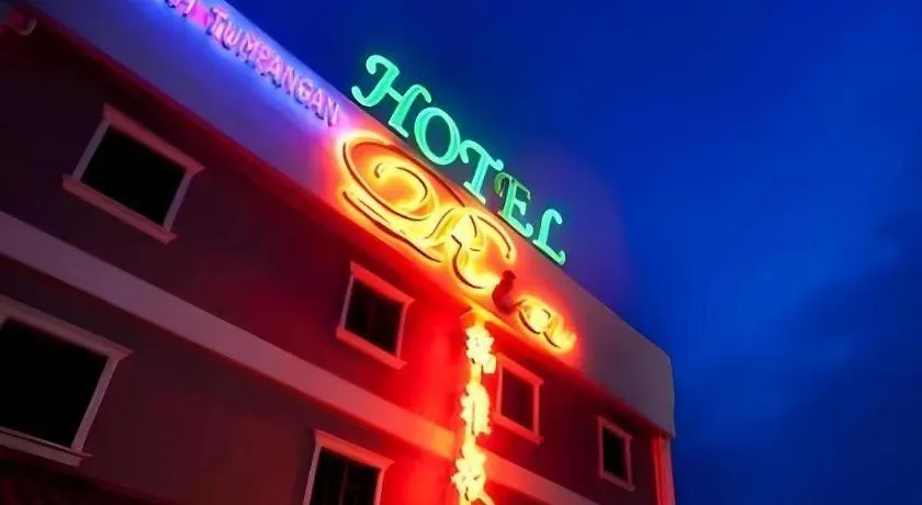 Hotel Ria Johor Bahru 2*,